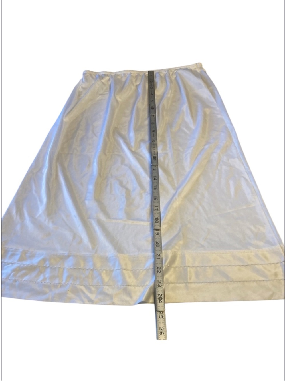 Sliperfection women’s slip skirt size M in good condition
